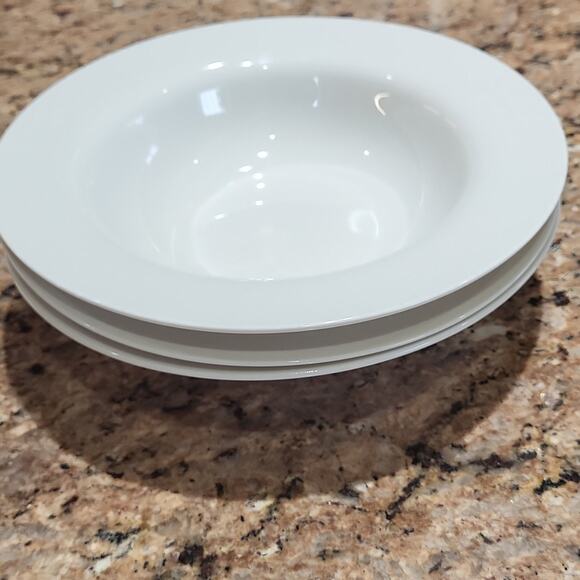 Pier 1 Elegant White Soup Bowls (Set Of 3) 8.5" D - Picture 4 of 12